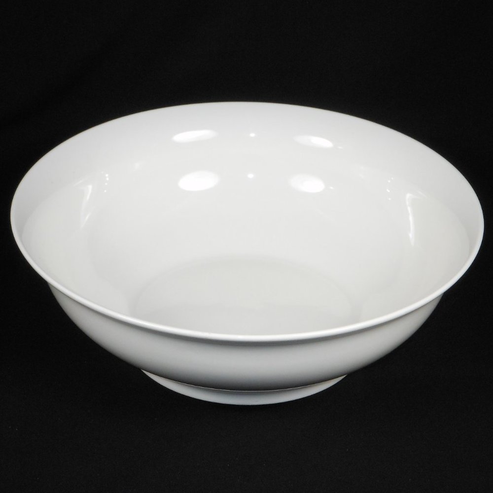 Vegetable Serving Bowl.  Maxwell Williams, white basics